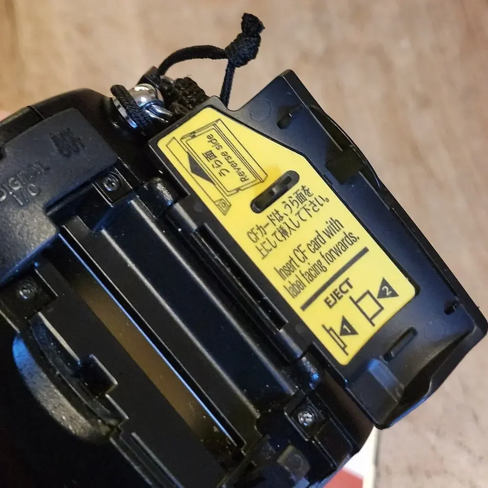 Nikon COOLPIX 4500 Compact Digital Camera 4 Battery Charger Memory Tested Japan